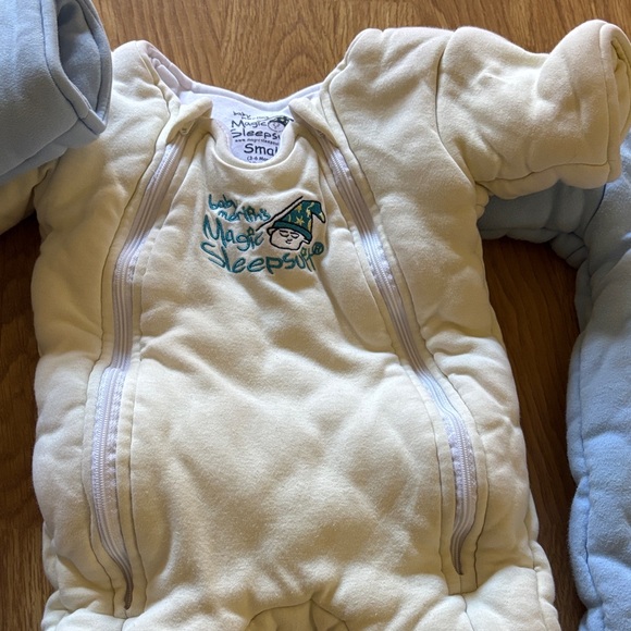 Baby Merlin’s Sleepsuit Bundle - Picture 2 of 4